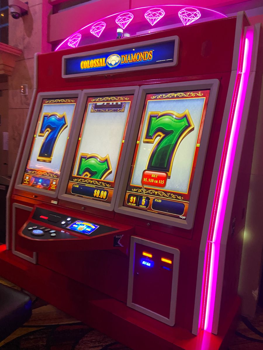 InterCasino کیسینو میں سلاٹ کھیلنا شروع کریں۔